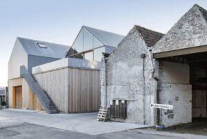 Sydney Roof Painting offers comprehensive solutions to restore and maintain the appearance of your roof!